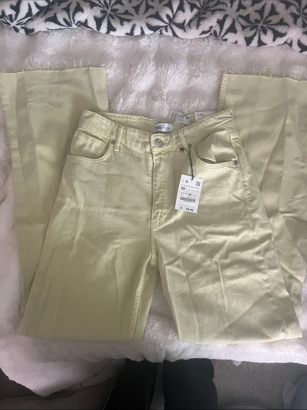 Zara Pastel Green High-Rise Wide Leg Jeans - Women's